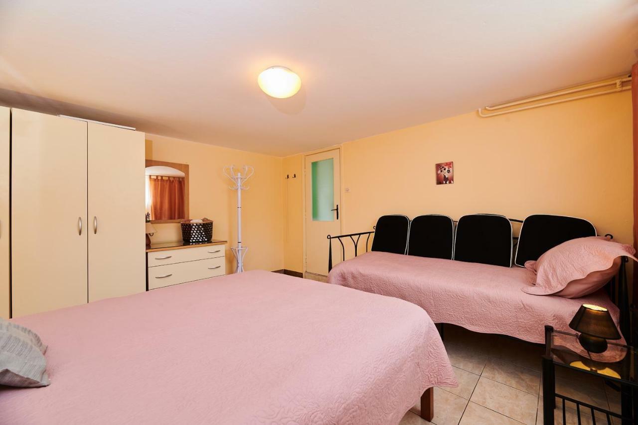 Apartment Ante Umag Exterior photo