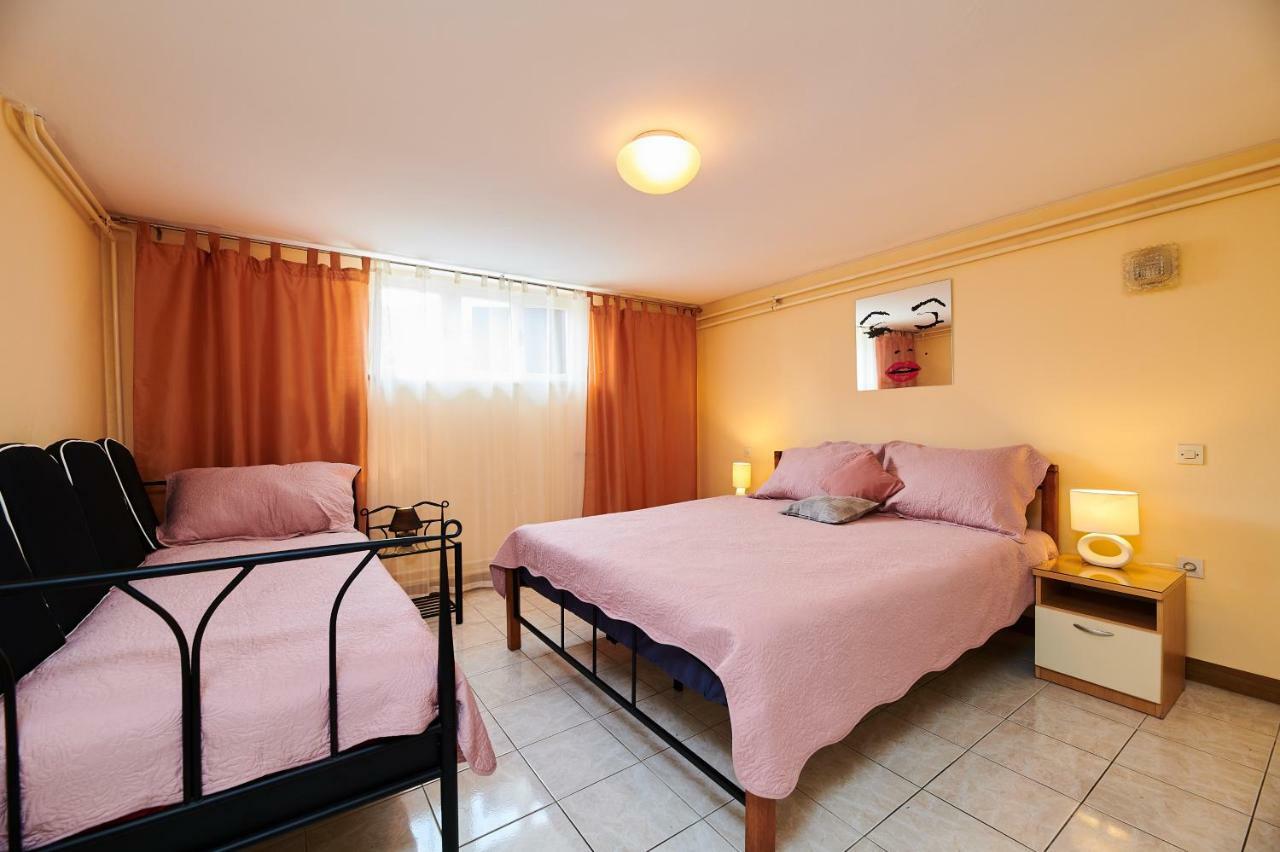 Apartment Ante Umag Exterior photo
